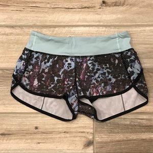 Lululemon Speed Shorts - Floral Sport Tranquil